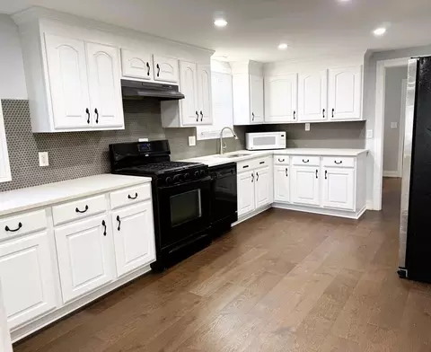 Kitchen - 7630 Odell Ave, Bridgeview, IL 60455 photo 1 of 2