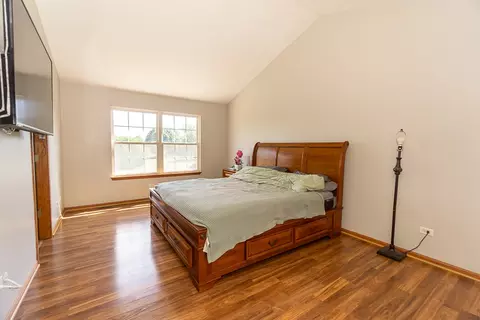 Bedroom - 1808 Arbor Gate Dr, Plainfield, IL 60586 photo 6 of 8