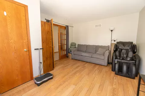 Living - 1808 Arbor Gate Dr, Plainfield, IL 60586 photo 2 of 8