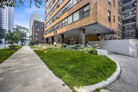 6118 N Sheridan Rd #310, Chicago, IL 60660