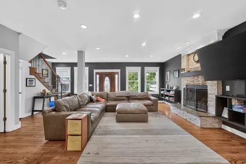 Living - 108 N Main St, Algonquin, IL 60102 photo 4 of 6
