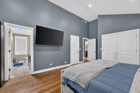 Bedroom - 108 N Main St, Algonquin, IL 60102 photo 2 of 4