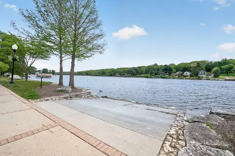 View/Area - 108 N Main St, Algonquin, IL 60102 photo 2 of 3