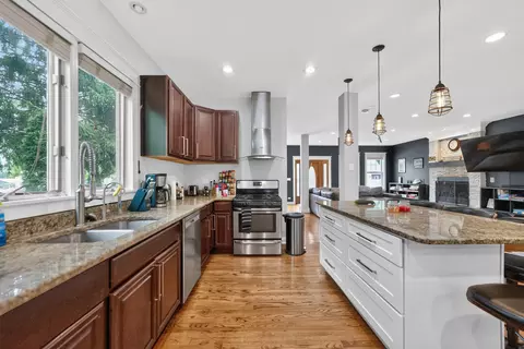Kitchen - 108 N Main St, Algonquin, IL 60102 photo 4 of 4