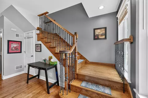 Entry Way - 108 N Main St, Algonquin, IL 60102 photo 3 of 9