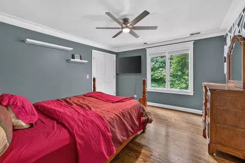 Bedroom - 108 N Main St, Algonquin, IL 60102 photo 3 of 4