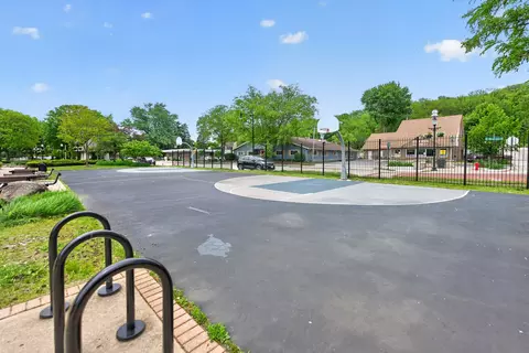 Exterior - 108 N Main St, Algonquin, IL 60102 photo 14 of 16