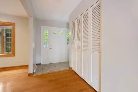 Entry Way - 1441 Maple Ln, Elgin, IL 60123 photo 1 of 1