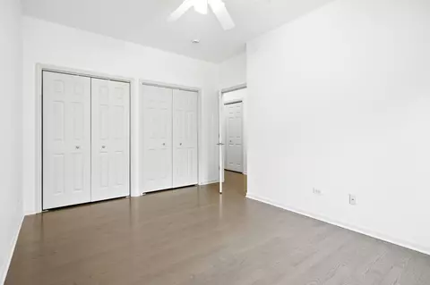 Bedroom - 60 E Hattendorf Ave, Roselle, IL 60172 photo 2 of 5