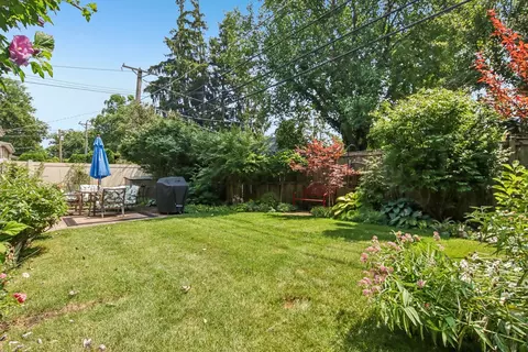 Exterior - 205 Glenview Rd, Glenview, IL 60025 photo 7 of 10