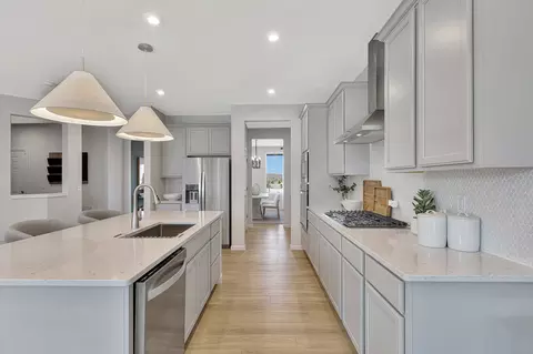 Kitchen - 12486 Killarney Dr, Lemont, IL 60439 photo 2 of 3