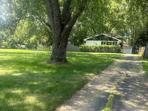 5850 Springside Ave, Downers Grove, IL 60516