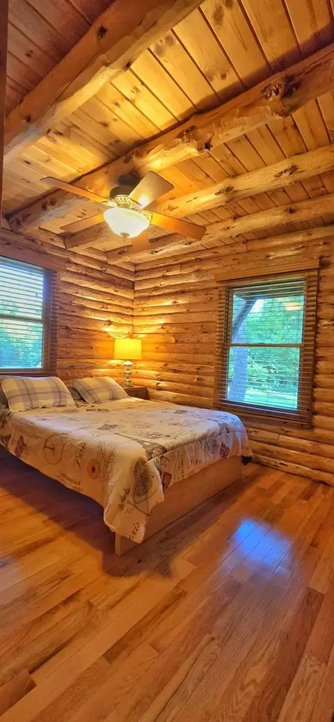 Bedroom - 11 Hemlock Dr, Putnam, IL 61560 photo 6 of 8