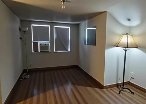 Living - 6140 S 75th Ave, Summit, IL 60501 photo 2 of 2