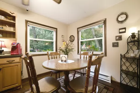 Dining - 330 S 5000w Rd, Kankakee, IL 60901 photo 2 of 2