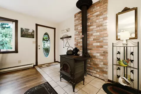 Entry Way - 330 S 5000w Rd, Kankakee, IL 60901 photo 1 of 1