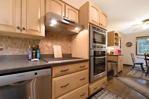Kitchen - 330 S 5000w Rd, Kankakee, IL 60901 photo 1 of 4