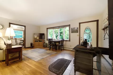 Living - 330 S 5000w Rd, Kankakee, IL 60901 photo 1 of 2