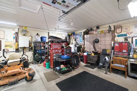 Exterior - 330 S 5000w Rd, Kankakee, IL 60901 photo 9 of 18