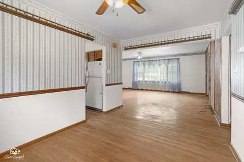 Living - 2103 Maple Rd, Joliet, IL 60432 photo 3 of 5