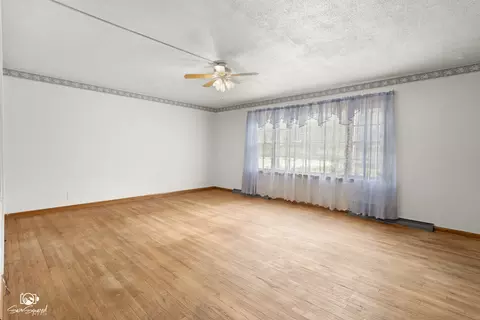 Living - 2103 Maple Rd, Joliet, IL 60432 photo 2 of 5