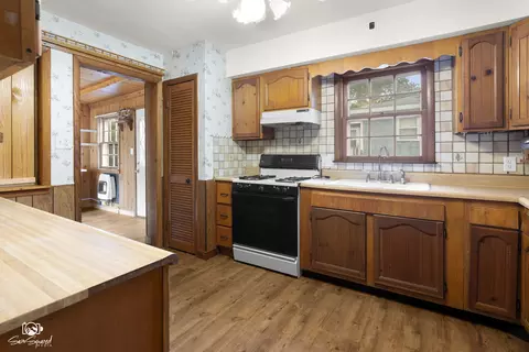 Kitchen - 2103 Maple Rd, Joliet, IL 60432 photo 1 of 3