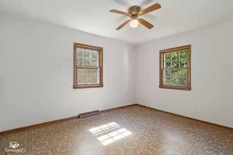 Bedroom - 2103 Maple Rd, Joliet, IL 60432 photo 1 of 5