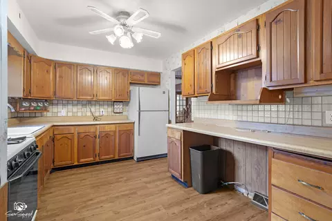 Kitchen - 2103 Maple Rd, Joliet, IL 60432 photo 3 of 3