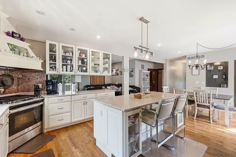 Kitchen - 809 E Center St, Ottawa, IL 61350 photo 1 of 3