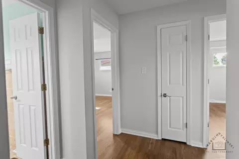 Entry Way - 500 Florian Dr, Des Plaines, IL 60016 photo 1 of 1