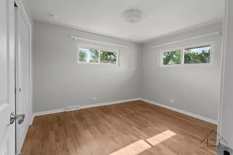 Bedroom - 500 Florian Dr, Des Plaines, IL 60016 photo 2 of 3