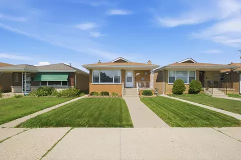 12718 S Justine St, Calumet Park, IL 60827
