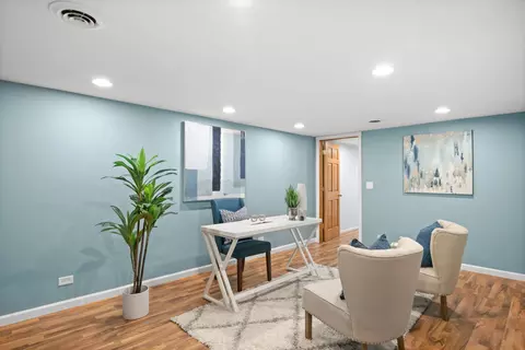 Other - 1054 Oakview Dr, Wheaton, IL 60187 photo 7 of 11