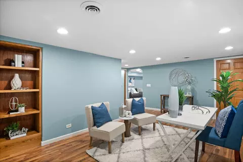 Other - 1054 Oakview Dr, Wheaton, IL 60187 photo 6 of 11