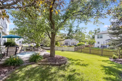 Exterior - 1607 Sierra Highlands Ct, Plainfield, IL 60586 photo 3 of 5