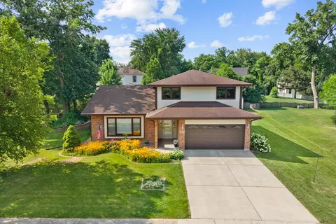View/Area - 345 Mayfair Dr, Aurora, IL 60504 photo 1 of 3