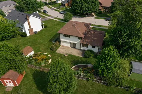 View/Area - 345 Mayfair Dr, Aurora, IL 60504 photo 3 of 3