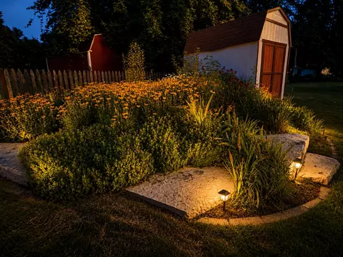 Exterior - 345 Mayfair Dr, Aurora, IL 60504 photo 5 of 8