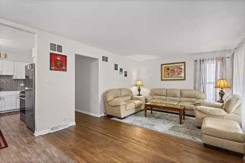 Living - 8240 45th St, Lyons, IL 60534 photo 1 of 2