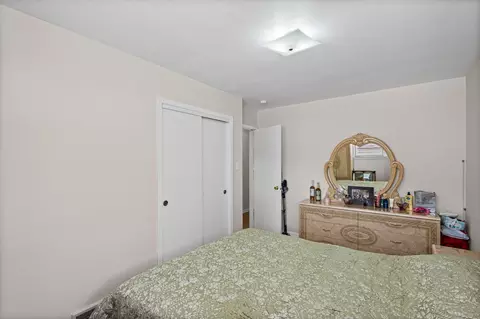 Bedroom - 8240 45th St, Lyons, IL 60534 photo 6 of 6