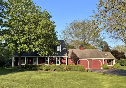 33925 N Fischer Dr, Ingleside, IL 60041