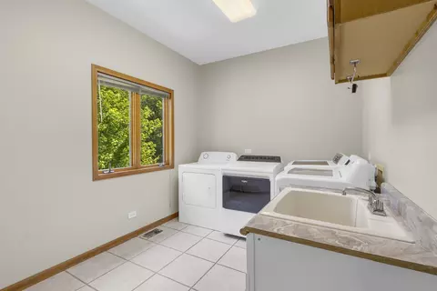 Other - 2 Echowood Dr, Algonquin, IL 60102 photo 4 of 5