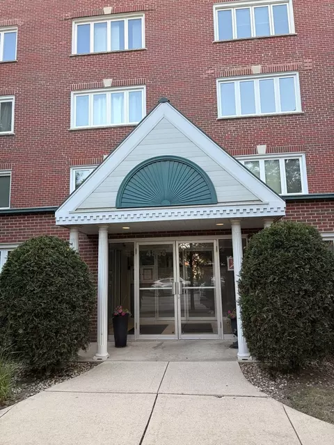 4848 N Central Ave #209, Chicago, IL 60630