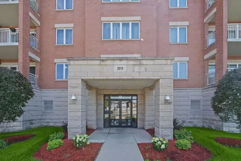 2919 N Harlem Ave #503, Chicago, IL 60707