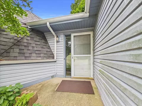 Exterior - 1636 Larchmont Rd, Davis, IL 61019 photo 3 of 6