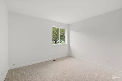 Bedroom - 1702 Pebble Beach Dr, Plainfield, IL 60586 photo 4 of 6