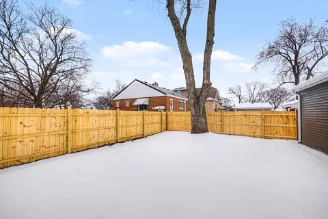 Exterior - 8244 44th St, Lyons, IL 60534 photo 4 of 5