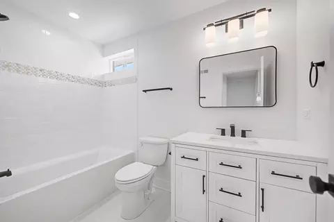 Bath - 8244 44th St, Lyons, IL 60534 photo 1 of 2