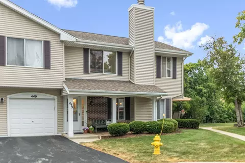 449 Old Surrey Rd, Hinsdale, IL 60521