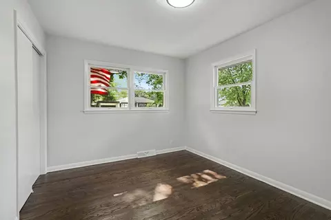 Bedroom - 753 Westgate Dr, Aurora, IL 60506 photo 5 of 7
